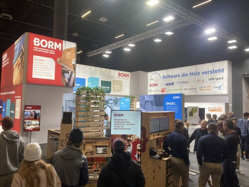 Holz 2025